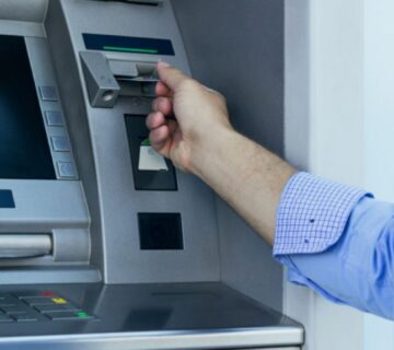 نکاتی که در هنگام استفاده از عابر بانک، باید رعایت گردد - 2