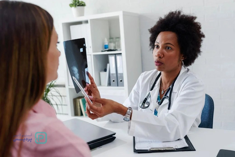 نقش هورمون درمانی در درمان سرطان سینه 5 عوارض جانبی هورمون درمانی برای درمان سرطان سینه