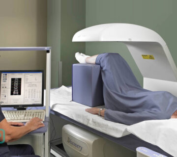 بهترین مرکز سنجش تراکم استخوان شیراز - 1