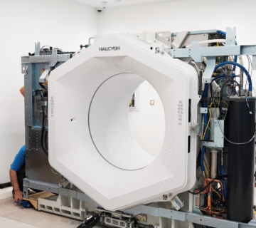 نصب و راه اندازی شتاب دهنده HALCYON در انستیتو کانسر پردیس - 17